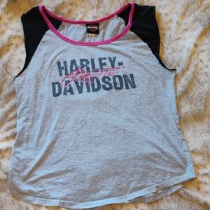 Harley-Davidson Gray and Black Sleeveless Top with Pink Trim